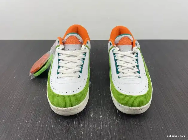 Jordan Retro (W) TITAN Low 2 DV6206-183 0509